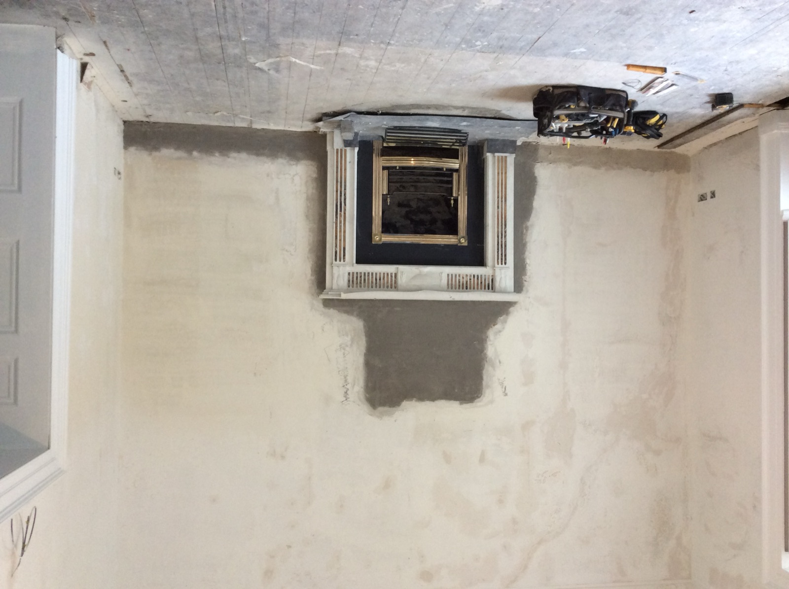 Fireplace and ceiling restoration